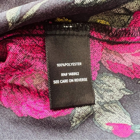 Torrid floral halter top - Picture 6 of 7